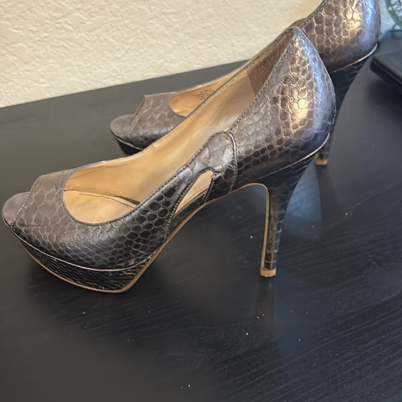Marc Fisher platform 5” stiletto heels - Picture 1 of 5